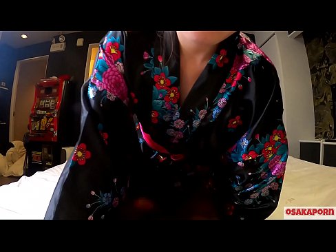❤️ Tânără fată de cosplay iubește sexul până la orgasm cu un squirt într-o călușară și o felație. Fată asiatică cu păsărica păroasă și sâni frumoși în costum tradițional japonez în video amator care arată masturbarea cu jucării de sex. Sakura 3 OSAKAPORN. ❤️  at ro.robosexshop.ru ❌️❤