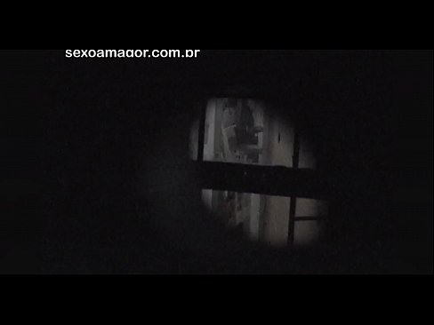 ❤️ Blondina este filmată în secret de un voyeur din cartier ascuns în spatele unor cărămizi goale ❤️  at ro.robosexshop.ru ❌️❤